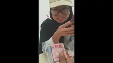 Pelayan Mixue Manis Buka BO Skandal Ngentot poster
